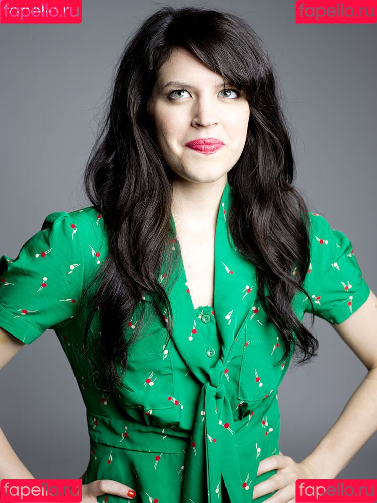 Emily Axford Onlyfans Photo Gallery 