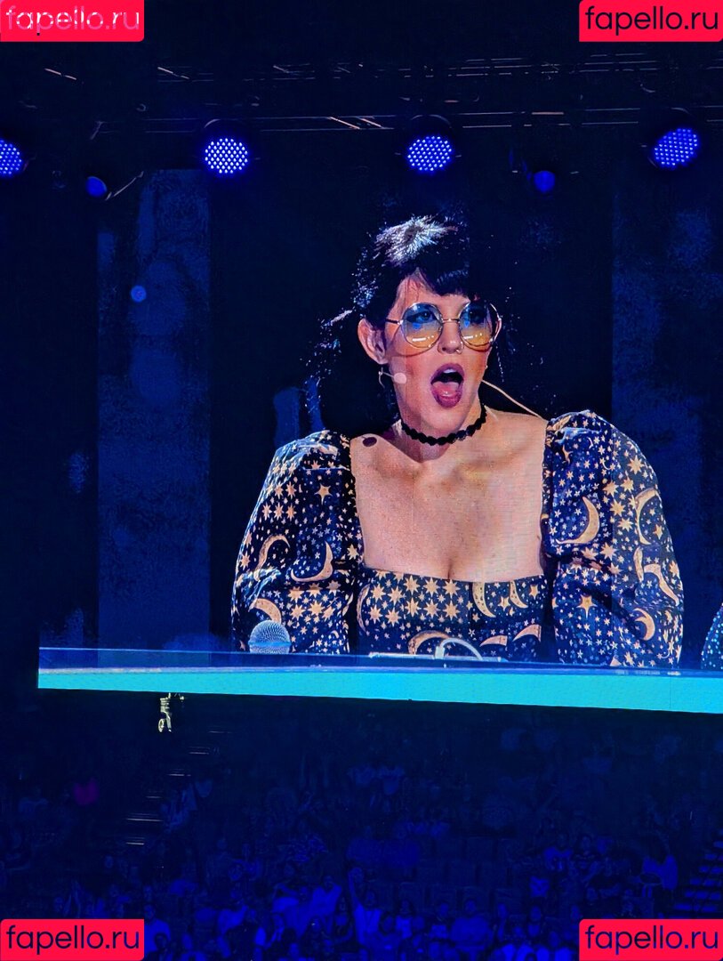 Emily Axford Onlyfans Photo Gallery 