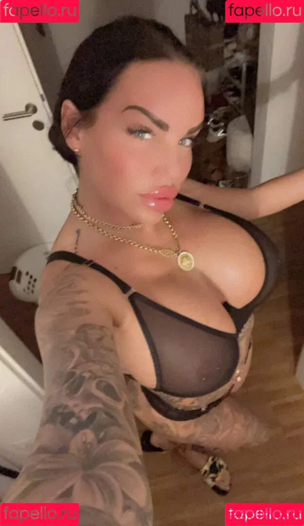 Gina Lisa Lohfink Onlyfans Photo Gallery 