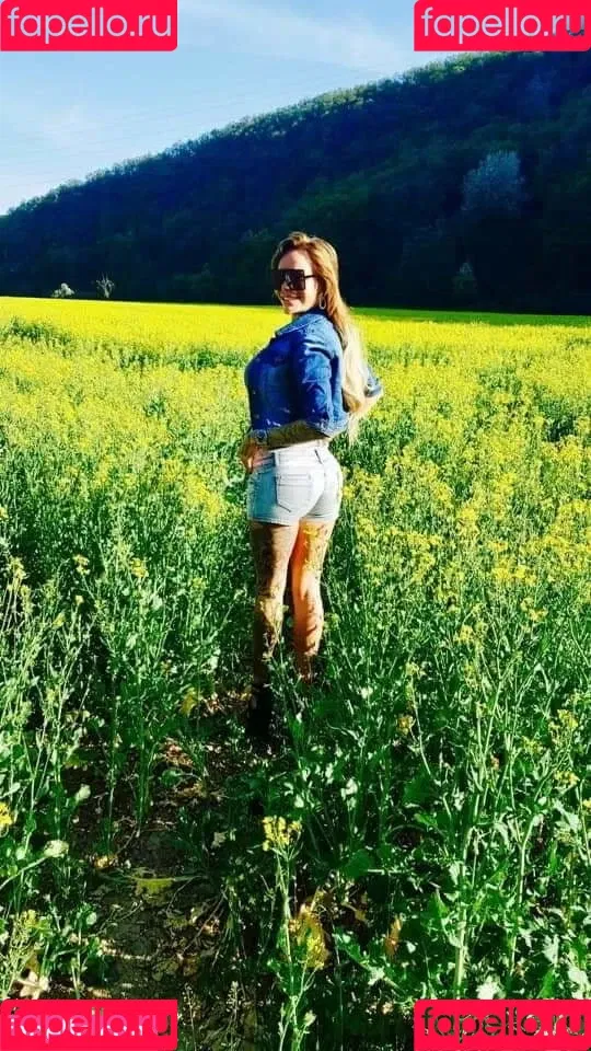 Gina Lisa Lohfink Onlyfans Photo Gallery 