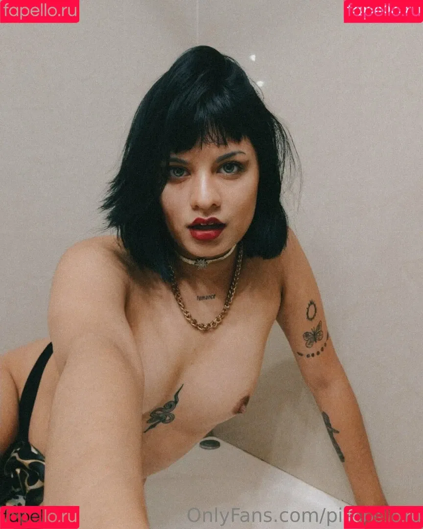 pietra_blu Onlyfans Photo Gallery 