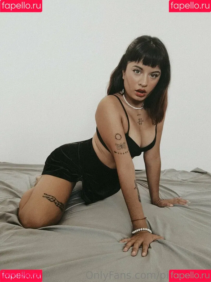 pietra_blu Onlyfans Photo Gallery 