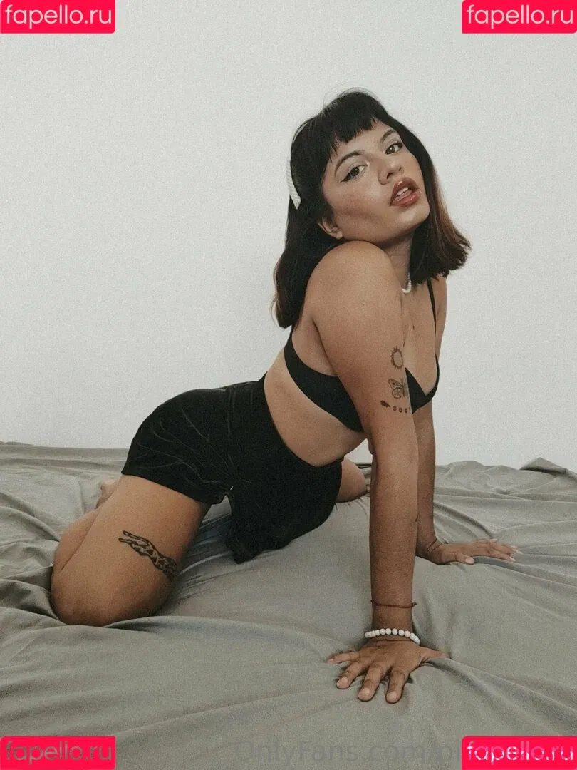 pietra_blu Onlyfans Photo Gallery 