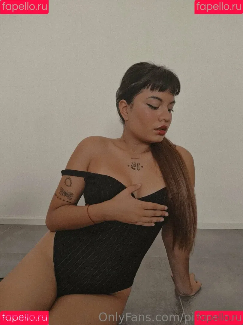 pietra_blu Onlyfans Photo Gallery 