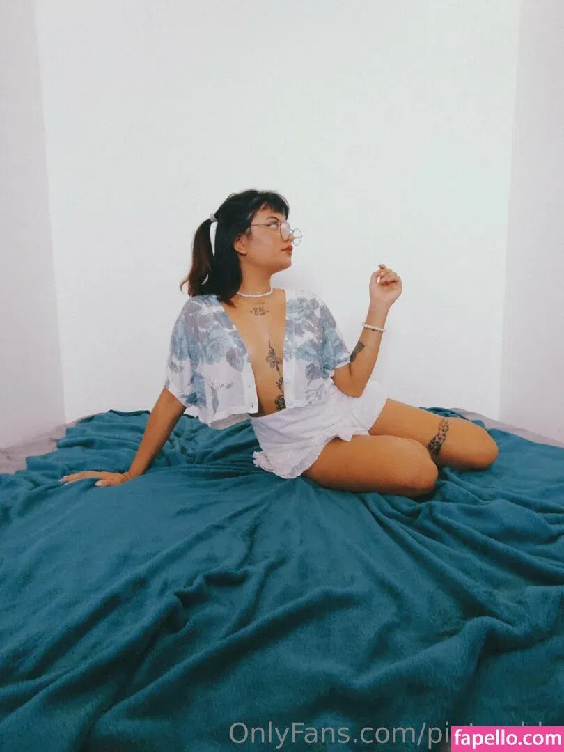 pietra_blu Onlyfans Photo Gallery 