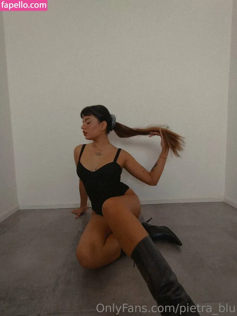 pietra_blu Onlyfans Photo Gallery 