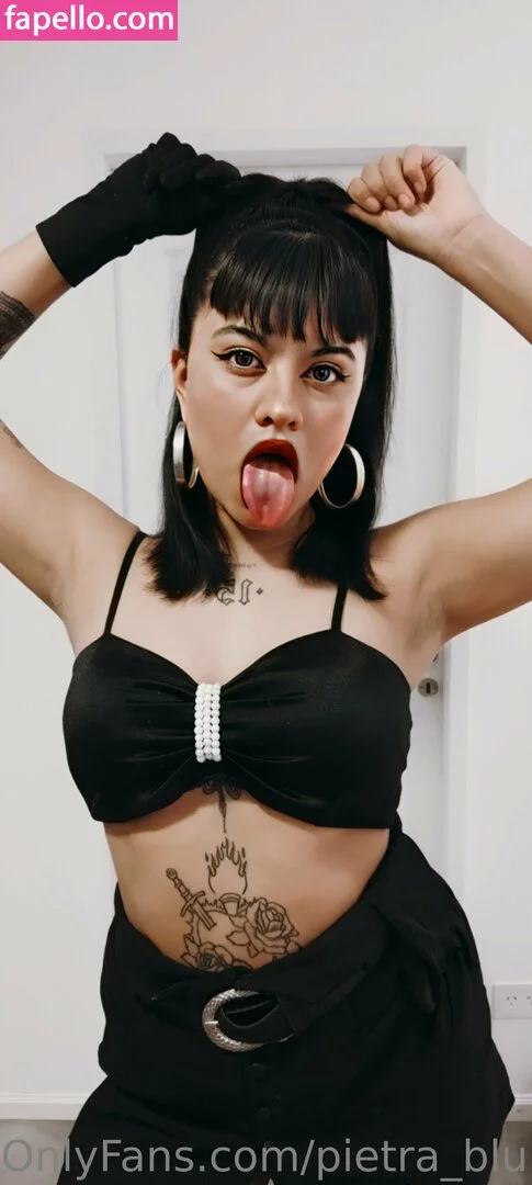 pietra_blu Onlyfans Photo Gallery 