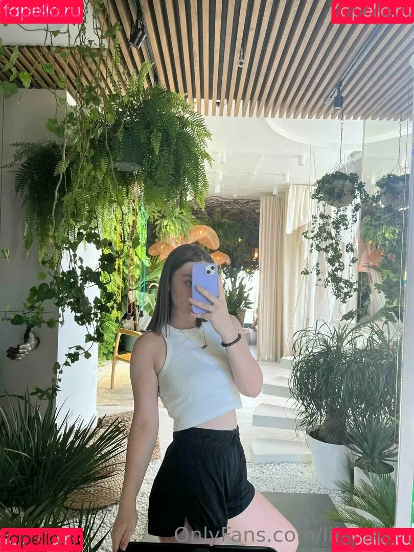 lilyvirgin Onlyfans Photo Gallery 
