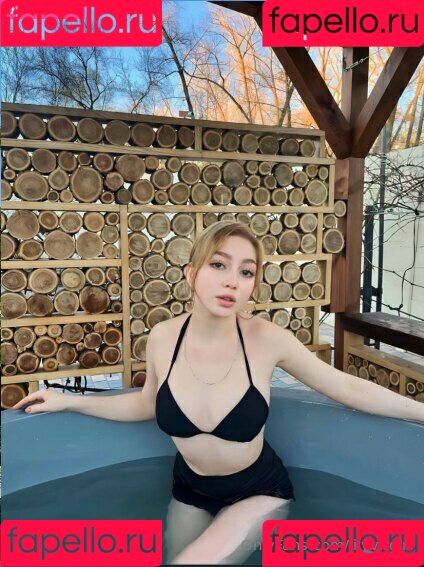 lilyvirgin Onlyfans Photo Gallery 