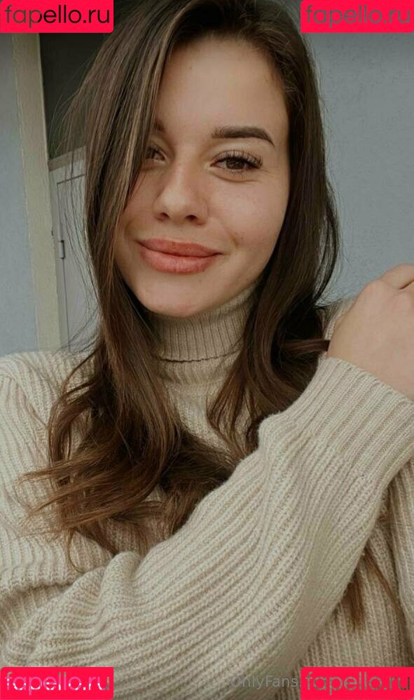 lilyvirgin Onlyfans Photo Gallery 