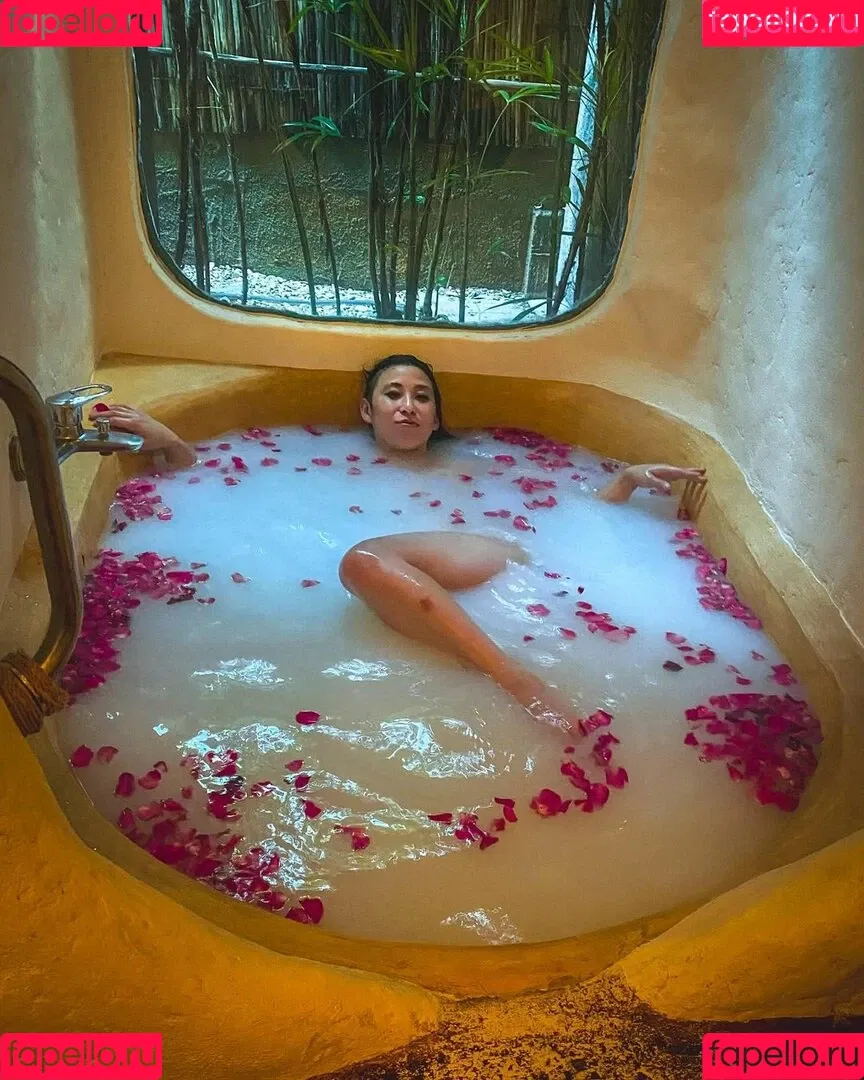 Erika Ishii Onlyfans Photo Gallery 