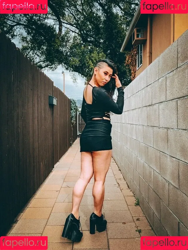 Erika Ishii Onlyfans Photo Gallery 