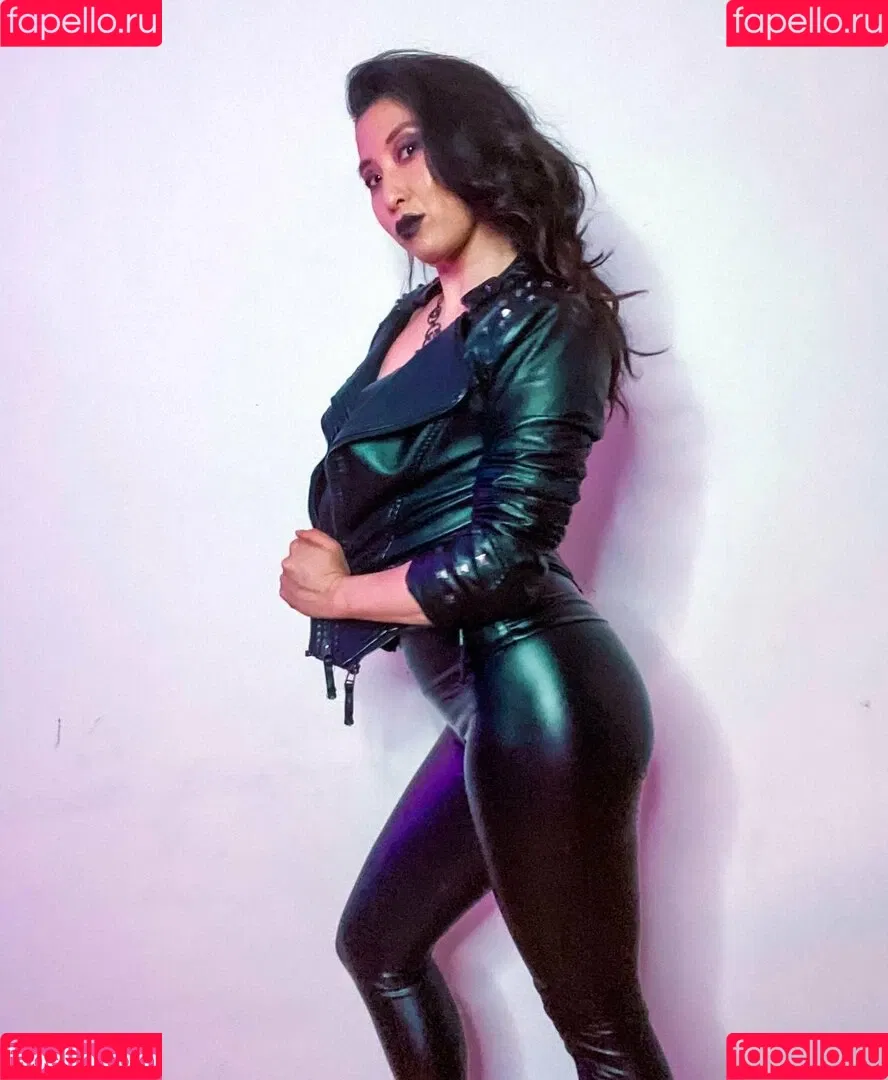 Erika Ishii Onlyfans Photo Gallery 