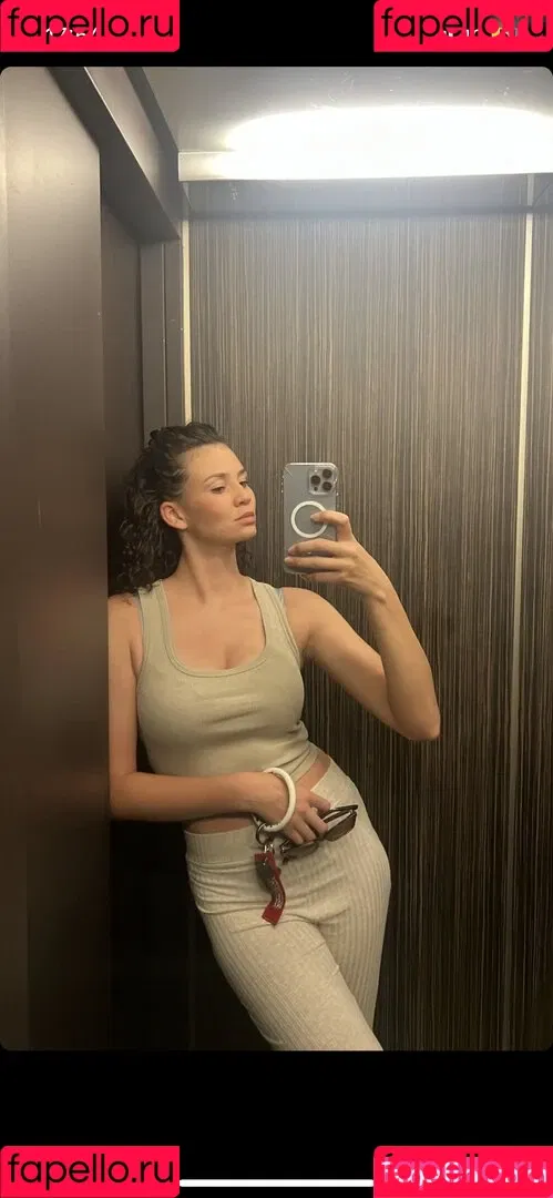 Betty Taube Onlyfans Photo Gallery 