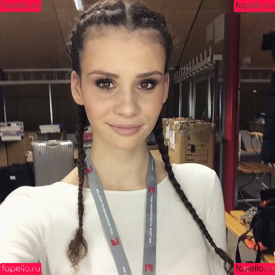 Betty Taube Onlyfans Photo Gallery 