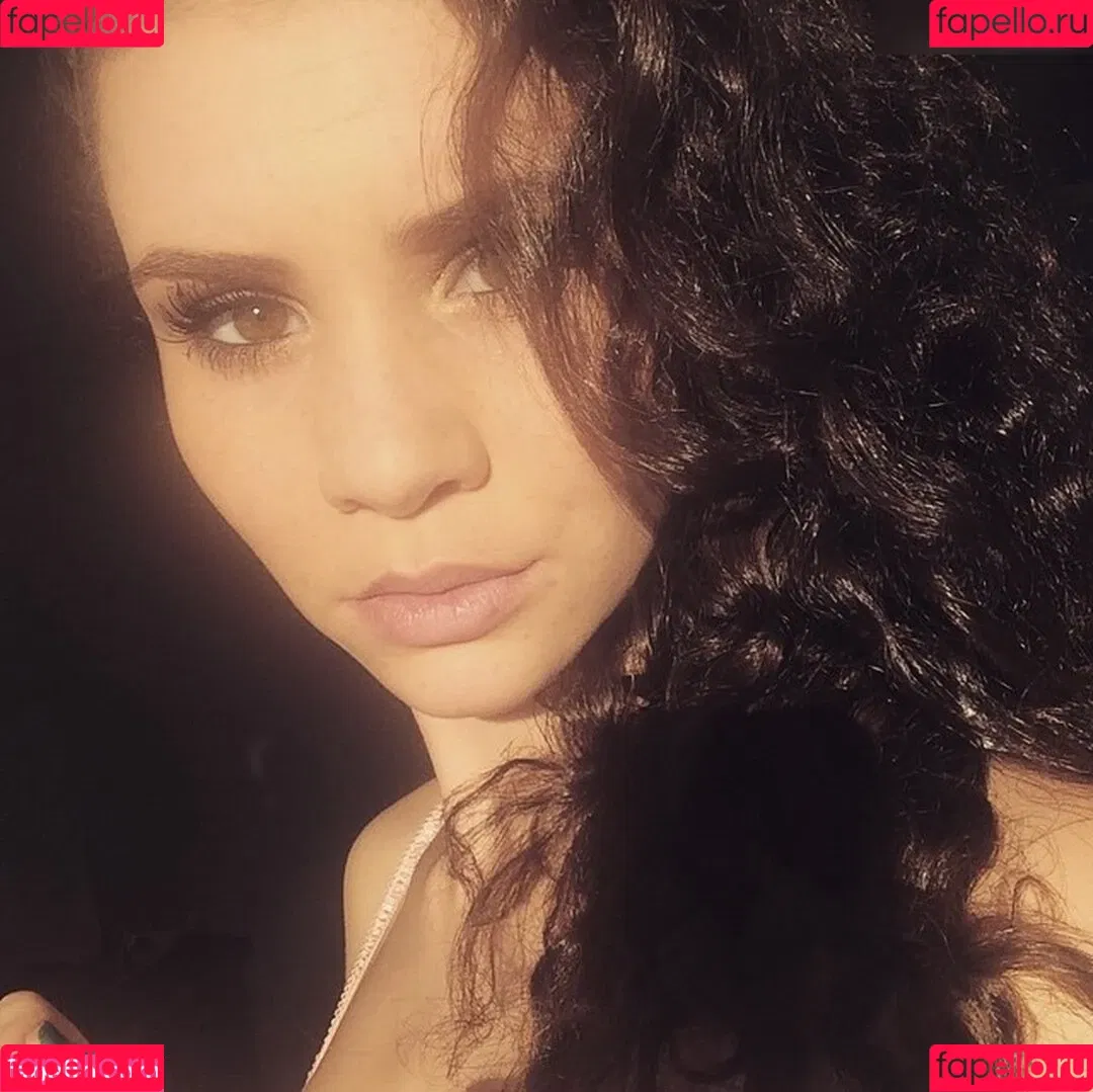 Betty Taube Onlyfans Photo Gallery 