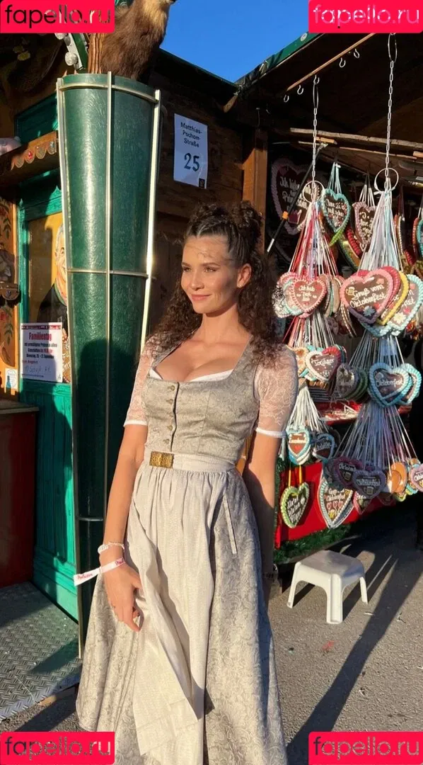 Betty Taube Onlyfans Photo Gallery 