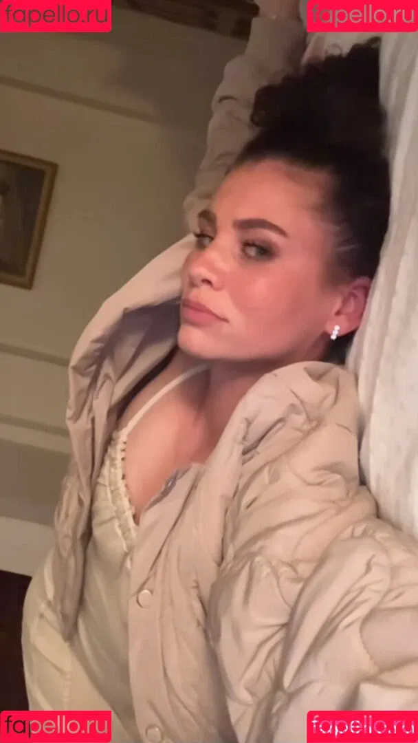 Betty Taube Onlyfans Photo Gallery 