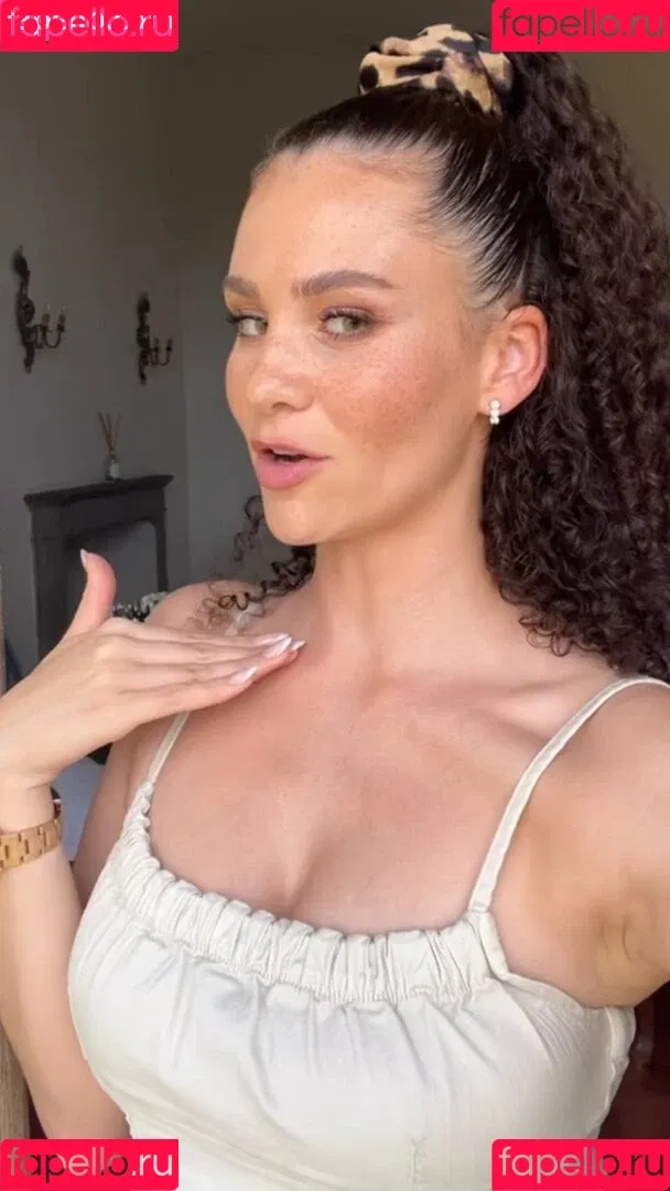 Betty Taube Onlyfans Photo Gallery 