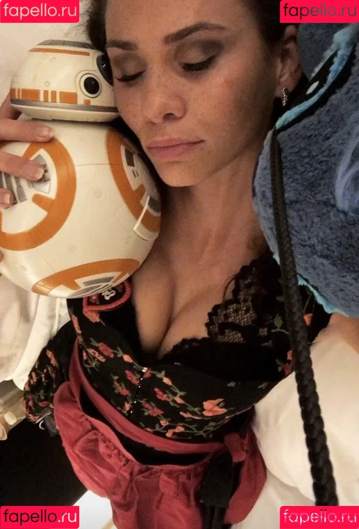 Betty Taube Onlyfans Photo Gallery 