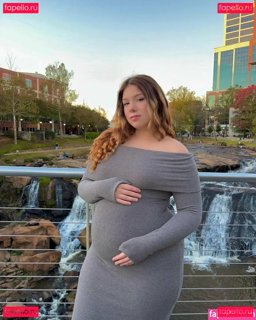 HaloHals Onlyfans Photo Gallery 