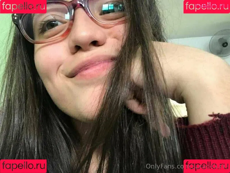 Sara De León Onlyfans Photo Gallery 