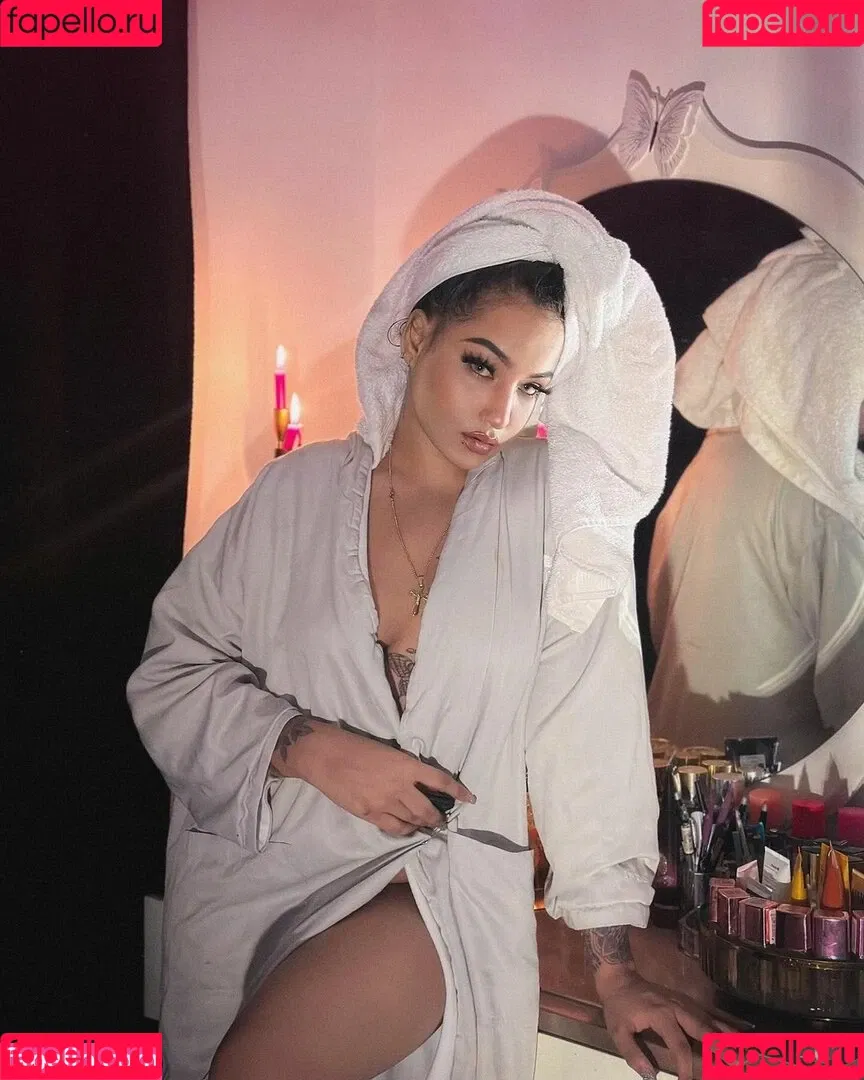 Dilnoor Sarna Onlyfans Photo Gallery 