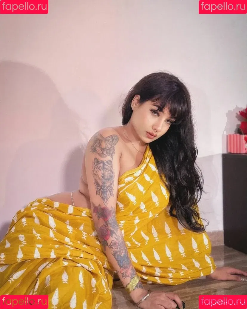 Dilnoor Sarna Onlyfans Photo Gallery 