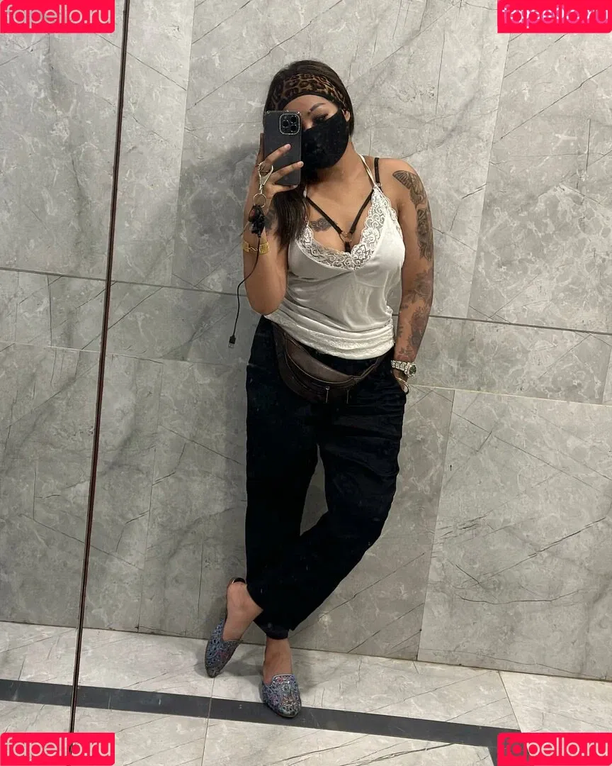 Dilnoor Sarna Onlyfans Photo Gallery 