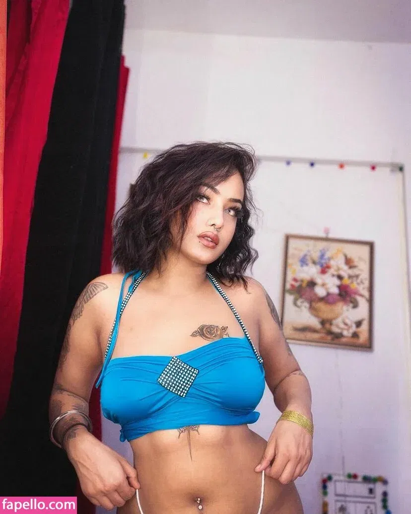 Dilnoor Sarna Onlyfans Photo Gallery 