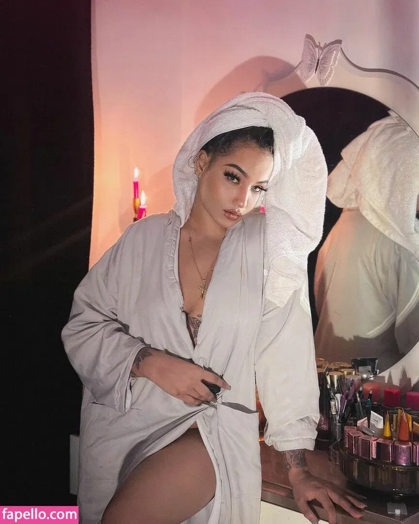 Dilnoor Sarna Onlyfans Photo Gallery 