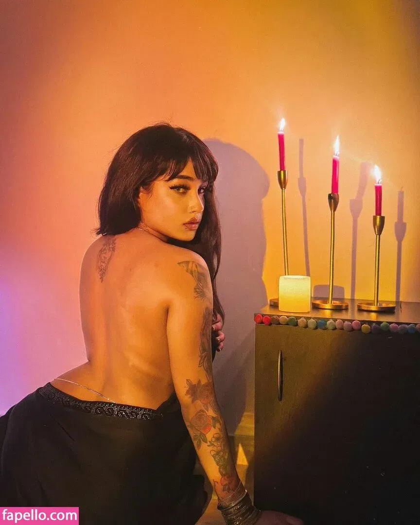 Dilnoor Sarna Onlyfans Photo Gallery 