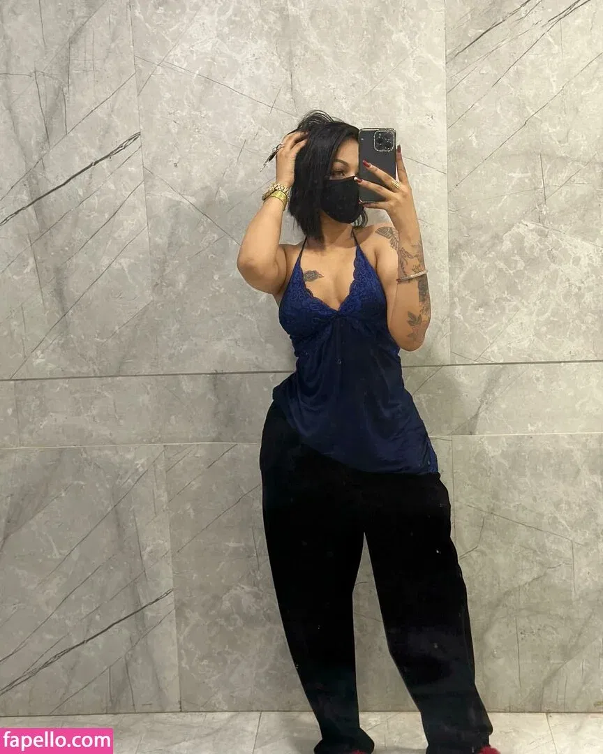 Dilnoor Sarna Onlyfans Photo Gallery 