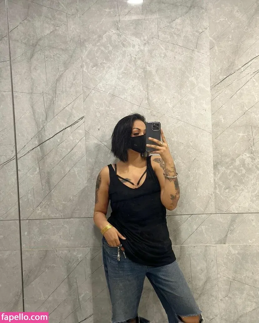 Dilnoor Sarna Onlyfans Photo Gallery 