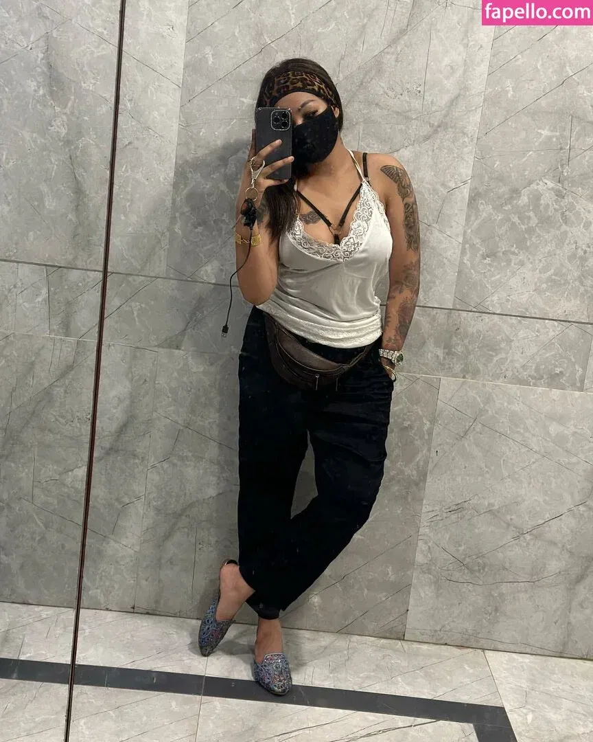 Dilnoor Sarna Onlyfans Photo Gallery 