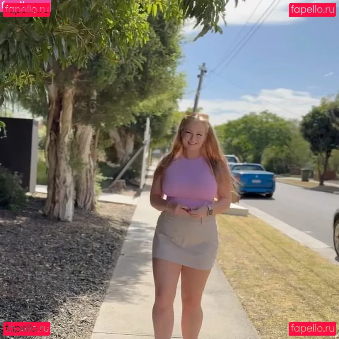 Lucy Adler Onlyfans Photo Gallery 