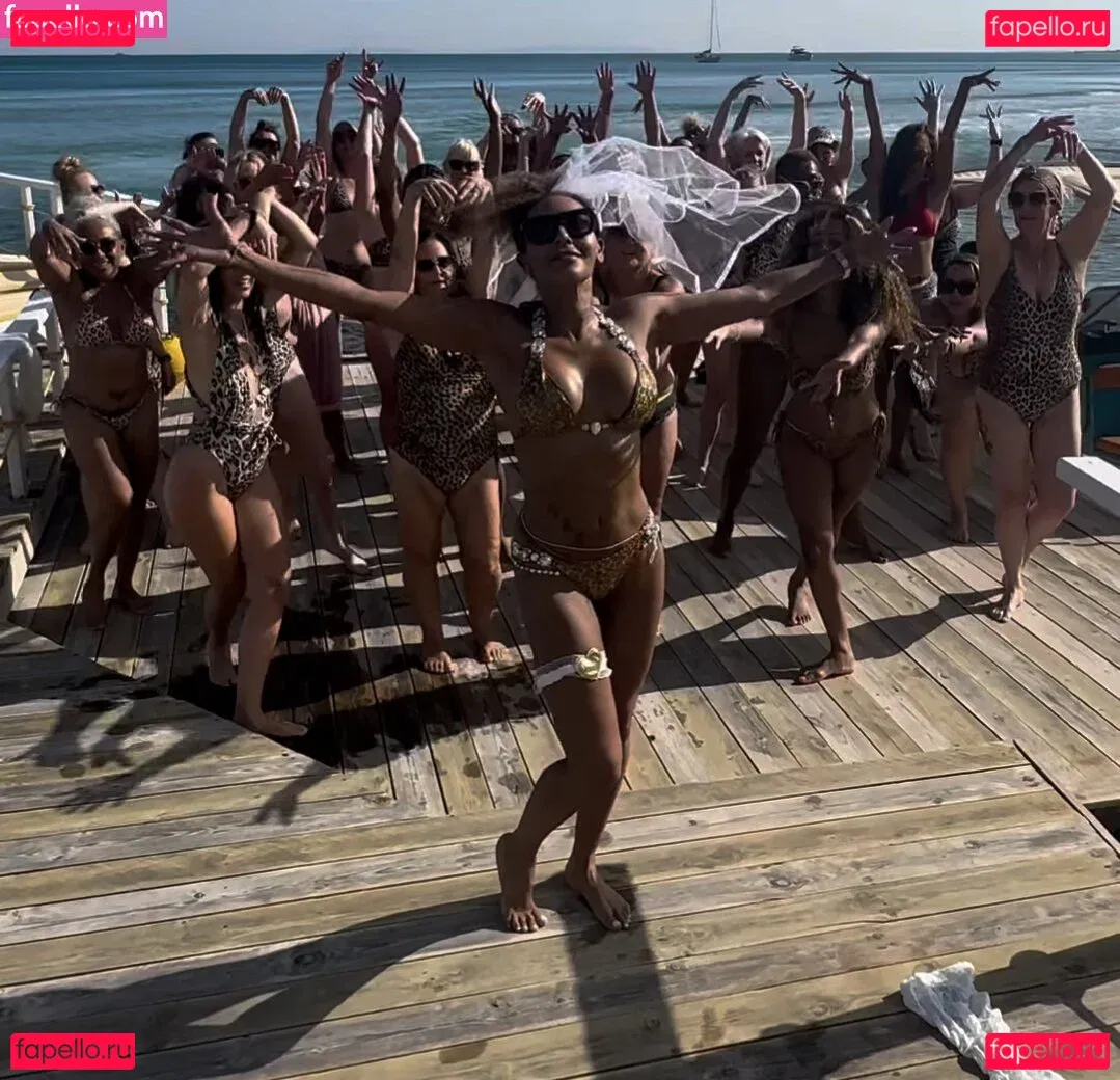 Melanie Brown Onlyfans Photo Gallery 