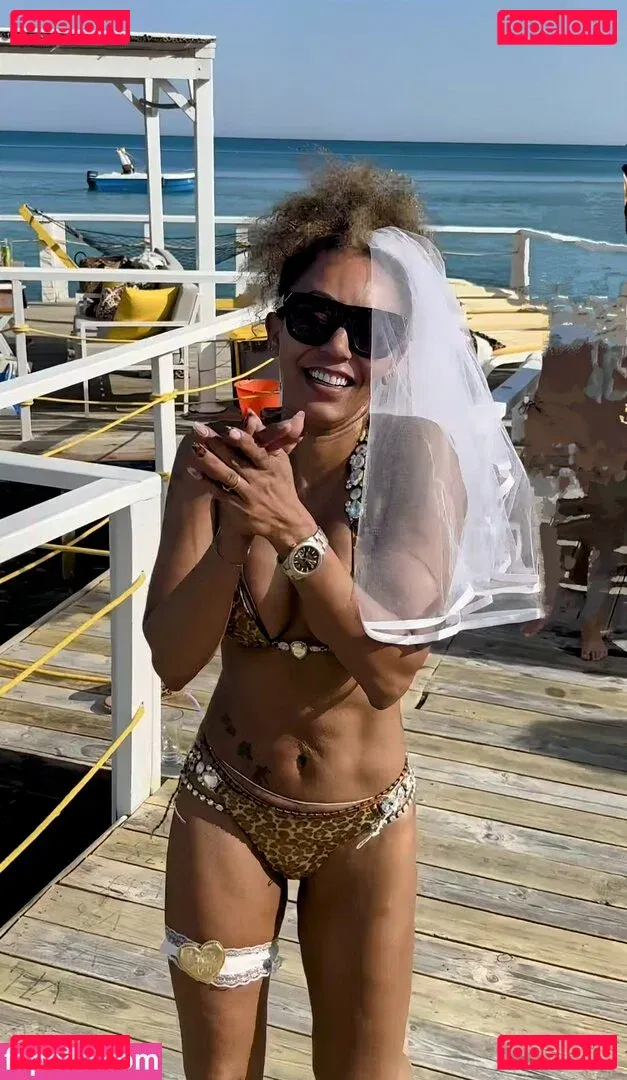 Melanie Brown Onlyfans Photo Gallery 