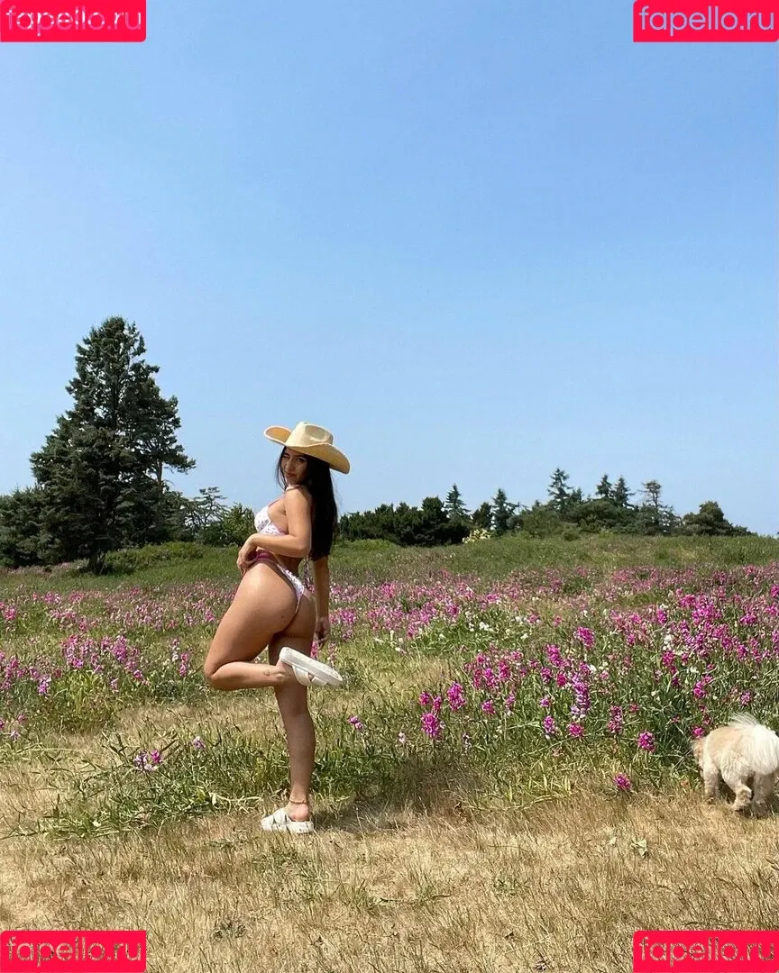 Melissa Estrella Onlyfans Photo Gallery 