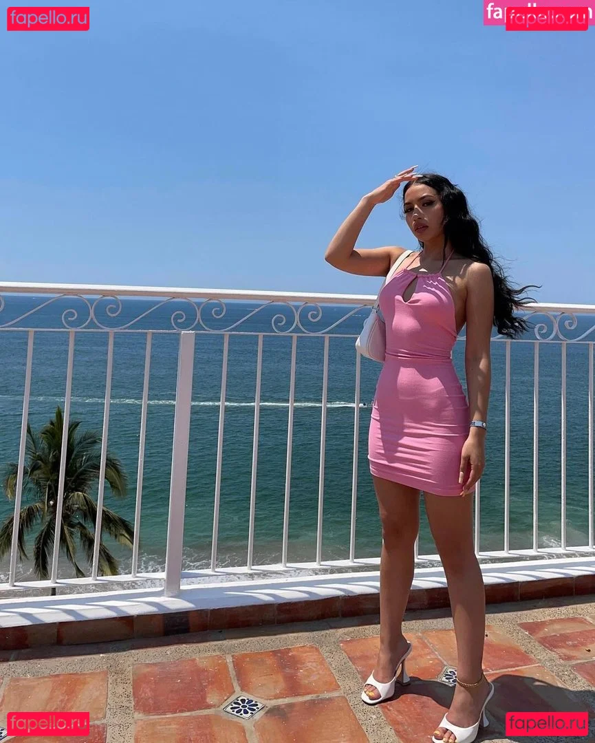 Melissa Estrella Onlyfans Photo Gallery 