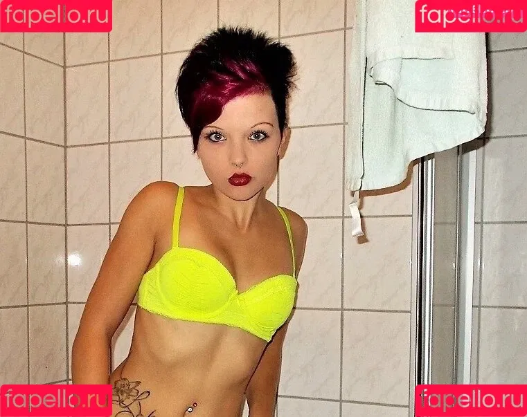 Delicious Lina Onlyfans Photo Gallery 