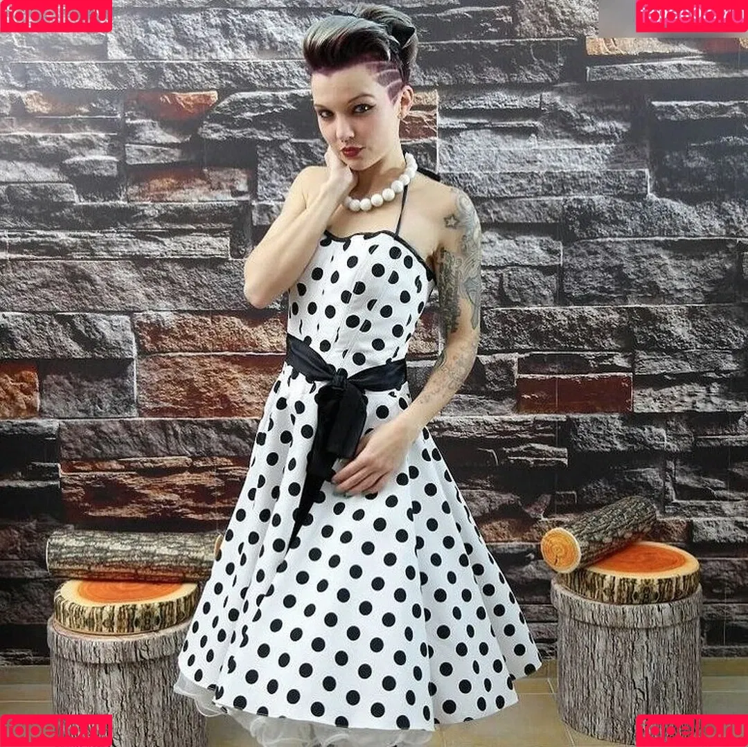 Delicious Lina Onlyfans Photo Gallery 