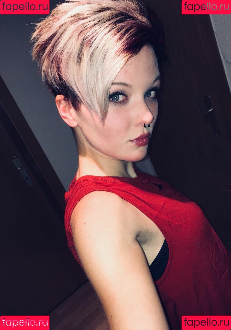 Delicious Lina Onlyfans Photo Gallery 