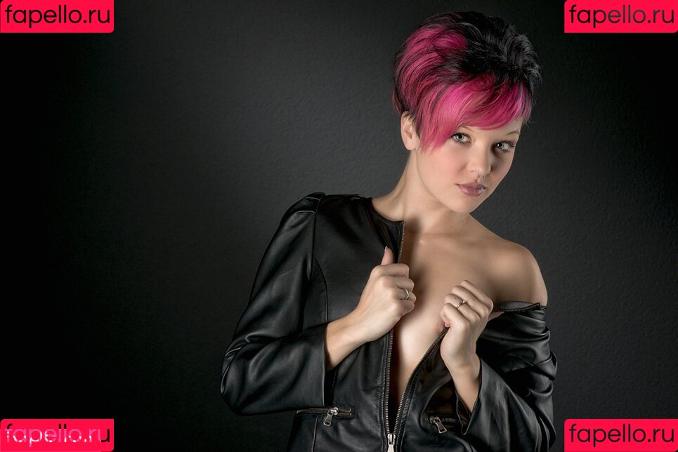 Delicious Lina Onlyfans Photo Gallery 