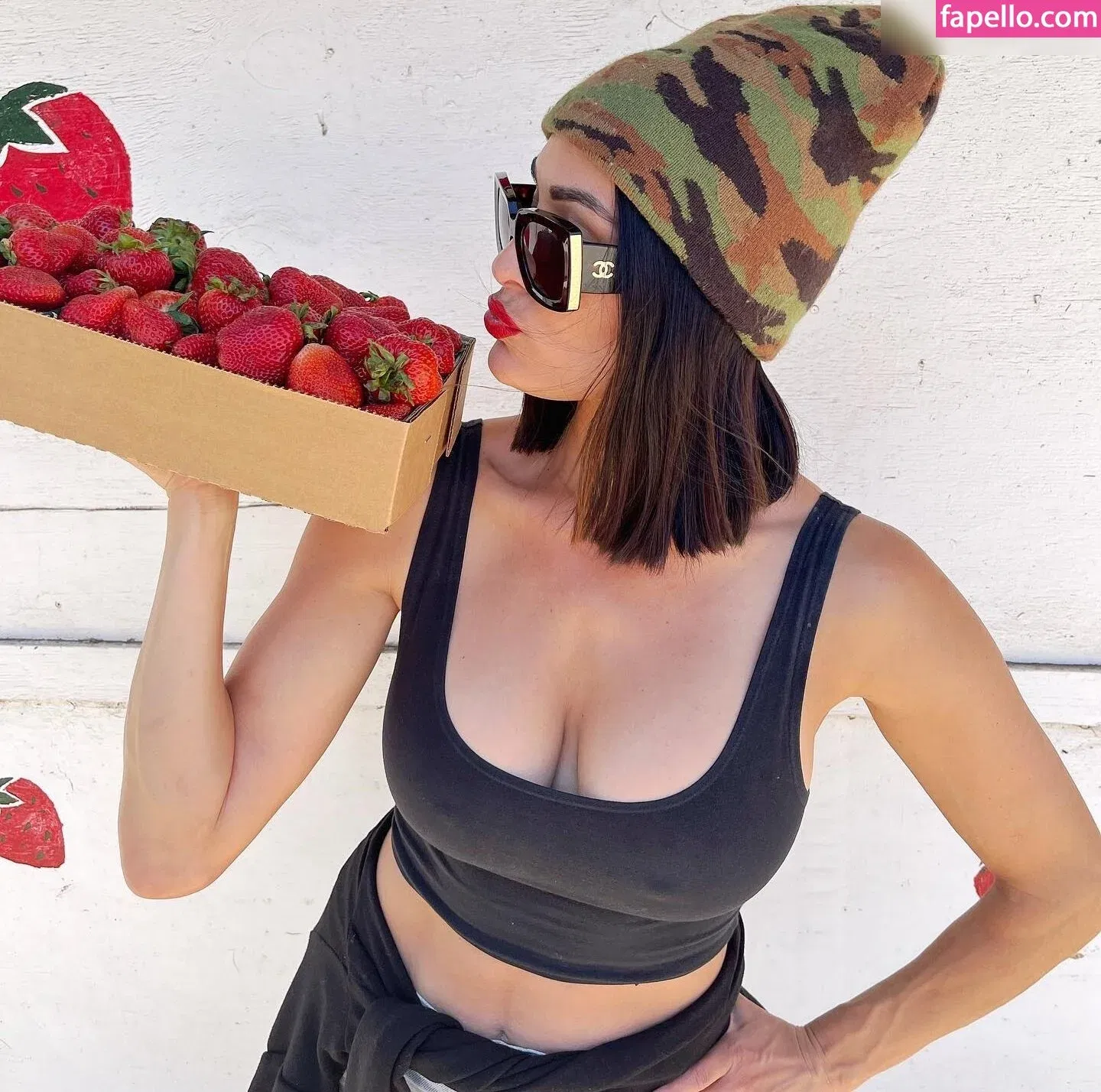 ne_cpl Onlyfans Photo Gallery 