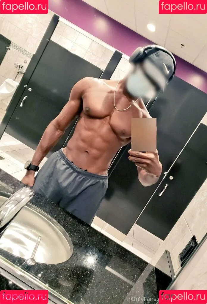 andreshenri Onlyfans Photo Gallery 