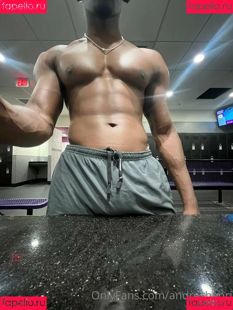 andreshenri Onlyfans Photo Gallery 