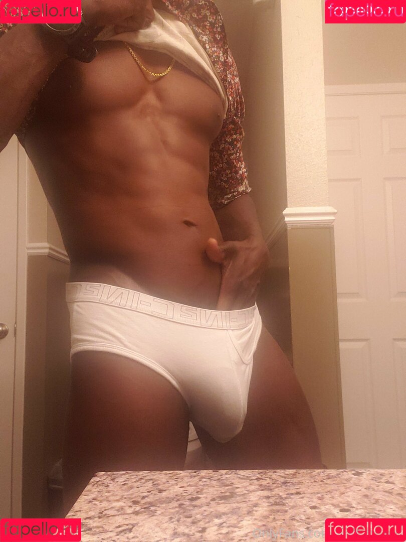 andreshenri Onlyfans Photo Gallery 