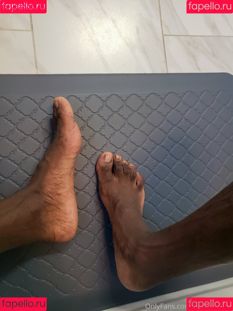 andreshenri Onlyfans Photo Gallery 