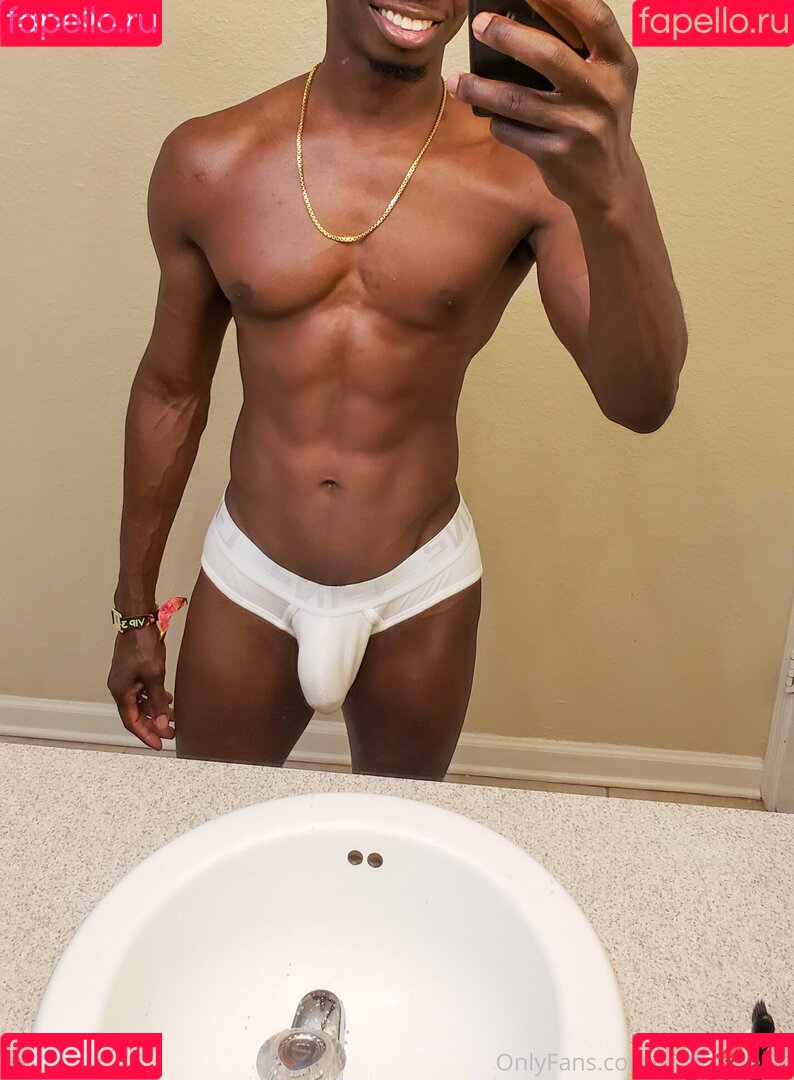 andreshenri Onlyfans Photo Gallery 